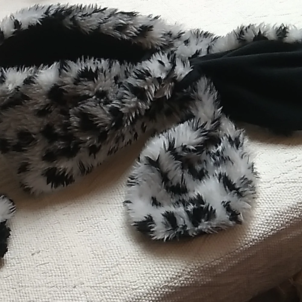 Wonder Nation kids scarf & gloves Owls Black, White w Pink 100% polyester